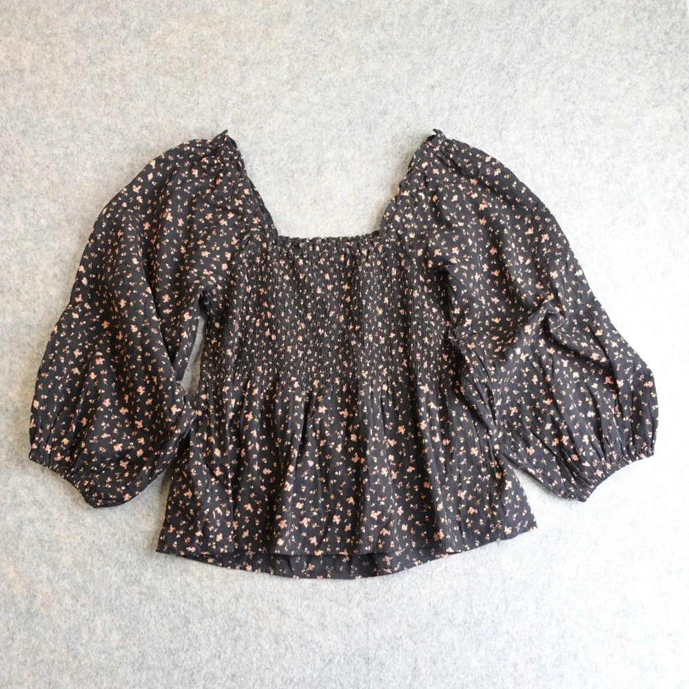 Madewell smocked puff